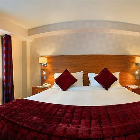 Brooks Отель 4*